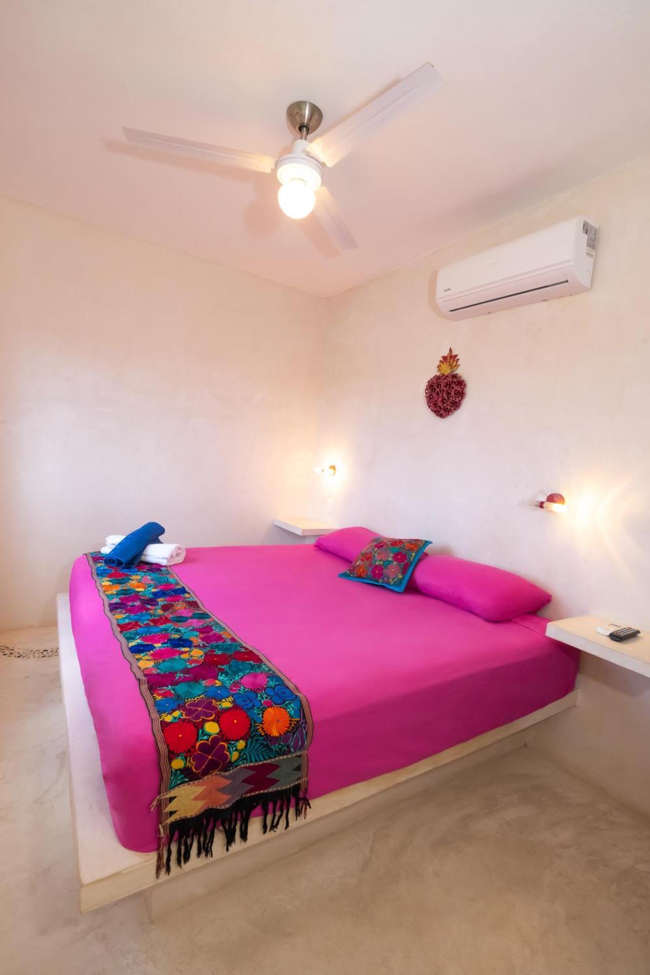 El Corazon Mexican0 Isla Holbox 外观 照片